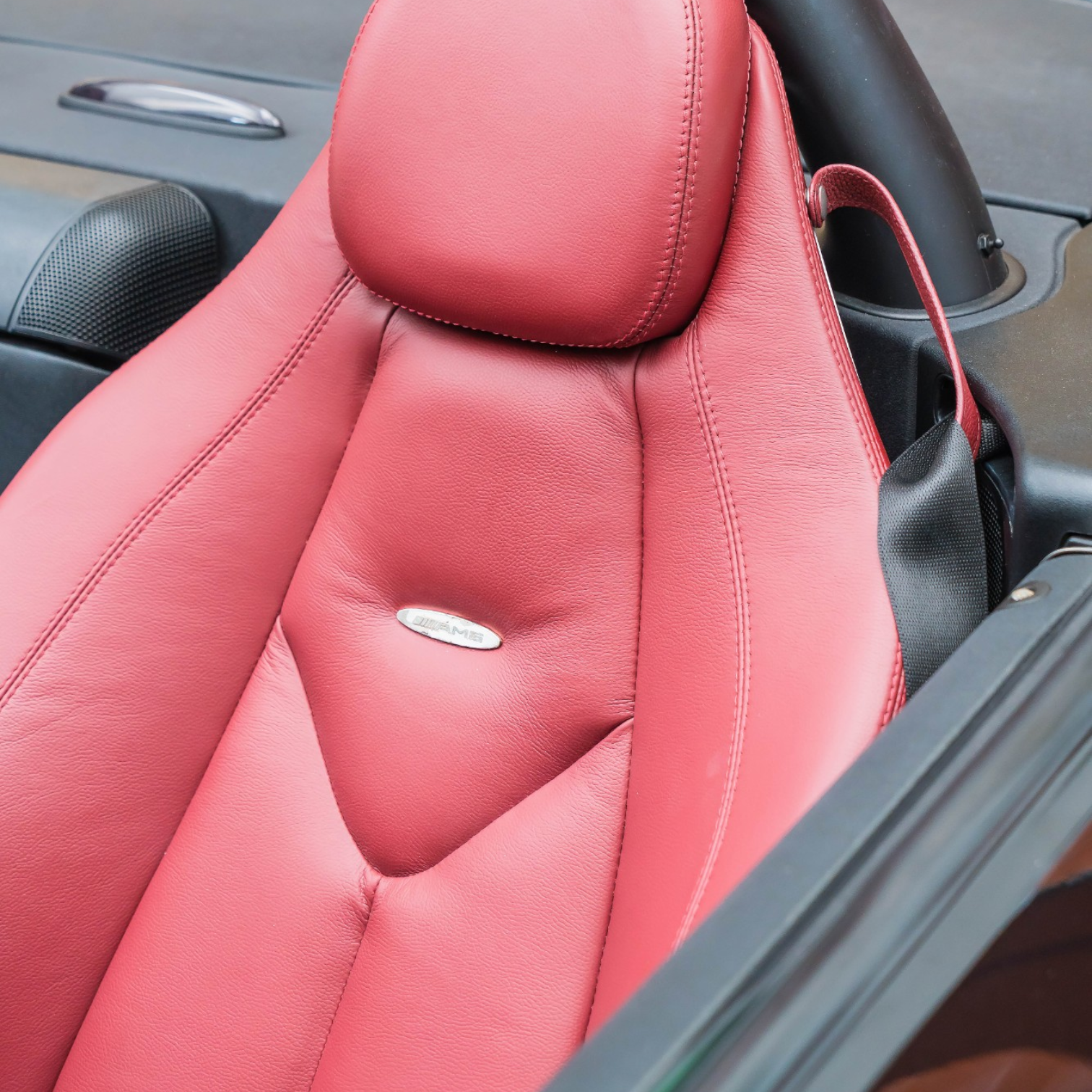 cushion-modern-car-Photoroom (1)